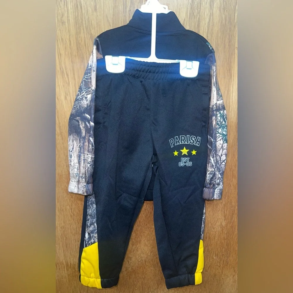 Parish Nation Boys' CamoBlock Nylon Jacket and Joggers - Picture 5 of 5
